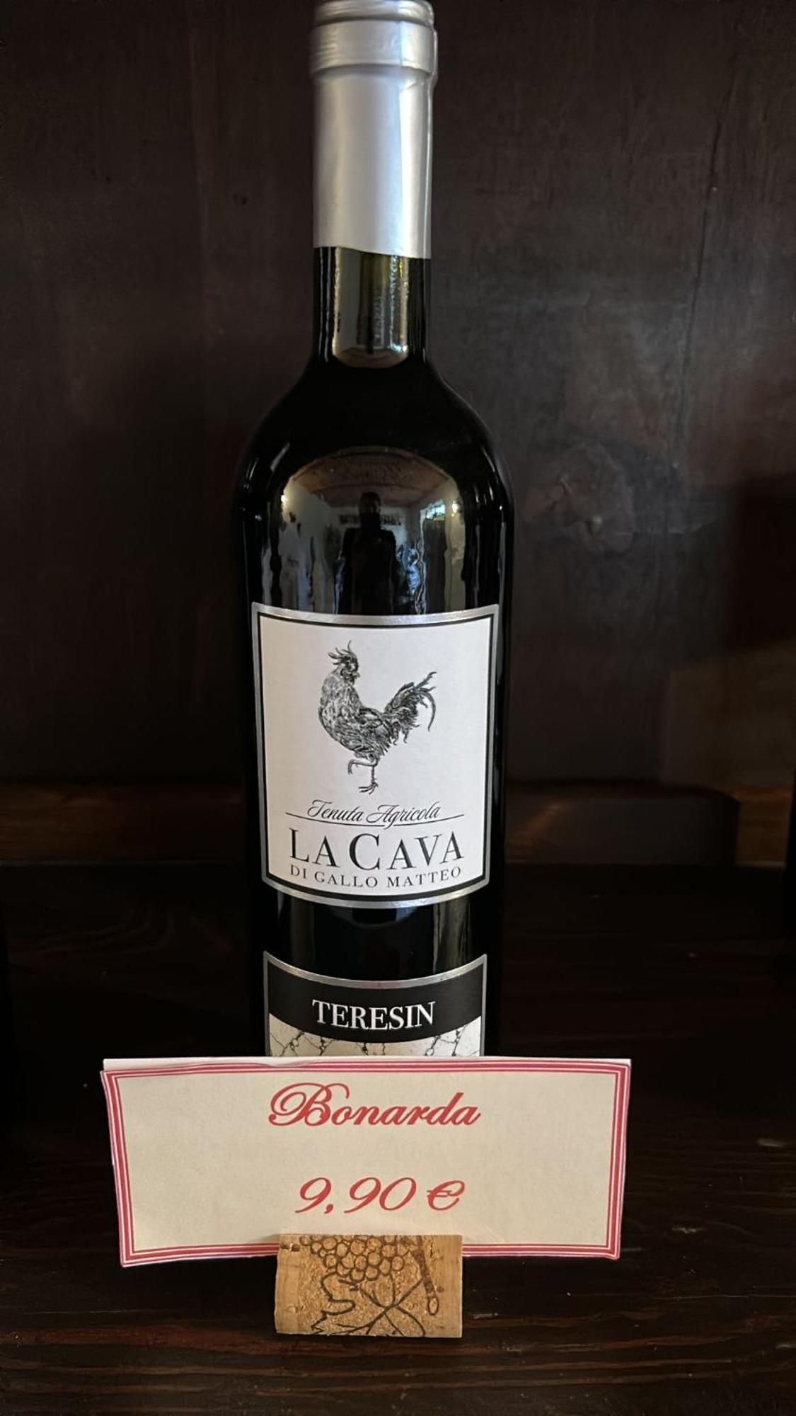 Tenuta Agricola La Cava- Cantina E Agriturismo San Damiano dʼAsti 外观 照片